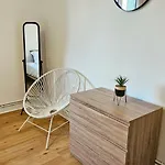 Apartment Centre Avec Jardin