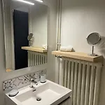 Centre Avec Jardin Apartment *
